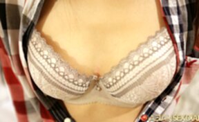 Trang strips check shirt and jeans and sucks cock and gets fucked