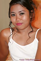  princess navarra tan face white top